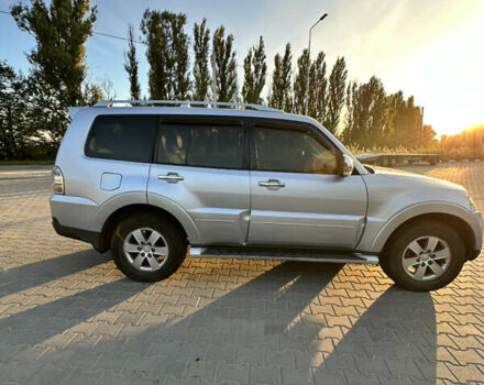 Серый Мицубиси Паджеро, объемом двигателя 3 л и пробегом 220 тыс. км за 9100 $, фото 7 на Automoto.ua