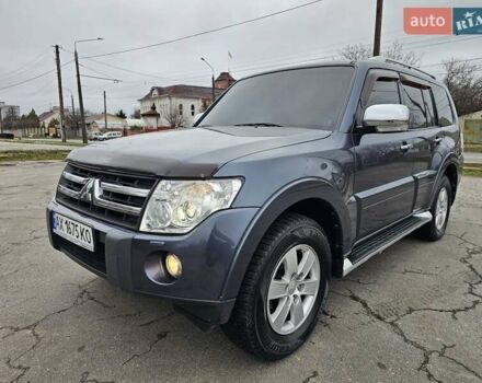 Сірий Міцубісі Паджеро, об'ємом двигуна 3 л та пробігом 187 тис. км за 11777 $, фото 3 на Automoto.ua