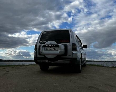 Сірий Міцубісі Паджеро, об'ємом двигуна 3.2 л та пробігом 295 тис. км за 13000 $, фото 8 на Automoto.ua