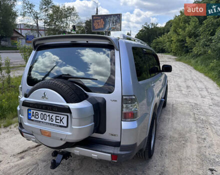 Сірий Міцубісі Паджеро, об'ємом двигуна 3 л та пробігом 215 тис. км за 12000 $, фото 3 на Automoto.ua