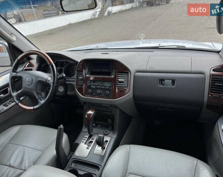 Сірий Міцубісі Паджеро, об'ємом двигуна 2.97 л та пробігом 211 тис. км за 10970 $, фото 26 на Automoto.ua