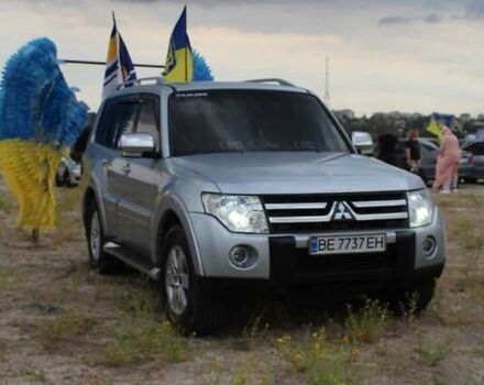 Сірий Міцубісі Паджеро, об'ємом двигуна 3.2 л та пробігом 295 тис. км за 13000 $, фото 16 на Automoto.ua