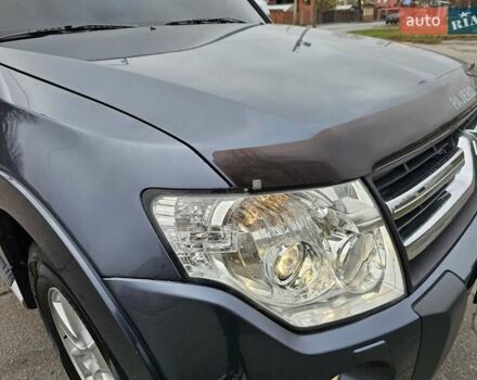 Сірий Міцубісі Паджеро, об'ємом двигуна 3 л та пробігом 187 тис. км за 11777 $, фото 14 на Automoto.ua