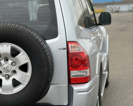 Сірий Міцубісі Паджеро, об'ємом двигуна 2.97 л та пробігом 211 тис. км за 10970 $, фото 7 на Automoto.ua