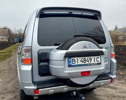 Сірий Міцубісі Паджеро, об'ємом двигуна 3.8 л та пробігом 213 тис. км за 10300 $, фото 2 на Automoto.ua