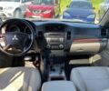Сірий Міцубісі Паджеро, об'ємом двигуна 3 л та пробігом 162 тис. км за 11990 $, фото 29 на Automoto.ua