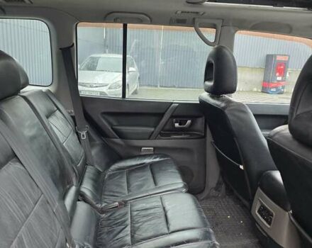 Сірий Міцубісі Паджеро, об'ємом двигуна 3 л та пробігом 396 тис. км за 7899 $, фото 24 на Automoto.ua