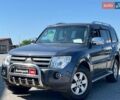 Сірий Міцубісі Паджеро, об'ємом двигуна 3 л та пробігом 162 тис. км за 11990 $, фото 1 на Automoto.ua