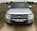 Серый Мицубиси Паджеро, объемом двигателя 3.2 л и пробегом 305 тыс. км за 10900 $, фото 1 на Automoto.ua