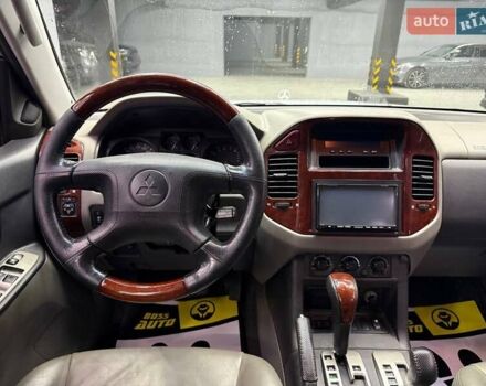 Серый Мицубиси Паджеро, объемом двигателя 3 л и пробегом 123 тыс. км за 13500 $, фото 10 на Automoto.ua