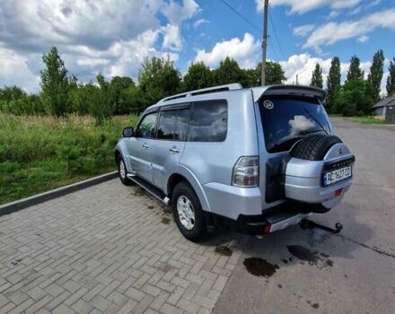 Мицубиси Паджеро 2007 в Луцке на Automoto.ua Серый Мицубиси Паджеро, объемом двигателя 2.97 л и пробегом 240 тыс. км за 11700 $, фото 3 на Automoto.ua