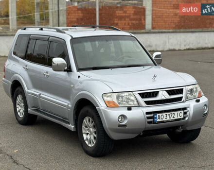 Сірий Міцубісі Паджеро, об'ємом двигуна 2.97 л та пробігом 211 тис. км за 10970 $, фото 1 на Automoto.ua