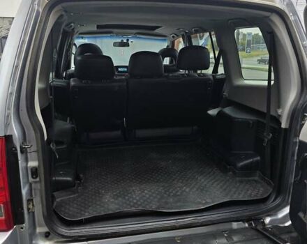 Сірий Міцубісі Паджеро, об'ємом двигуна 3 л та пробігом 396 тис. км за 7899 $, фото 21 на Automoto.ua