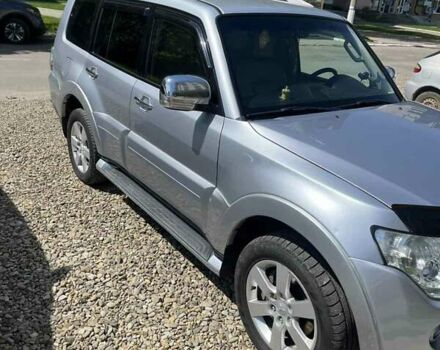 Серый Мицубиси Паджеро, объемом двигателя 3.8 л и пробегом 243 тыс. км за 13500 $, фото 6 на Automoto.ua