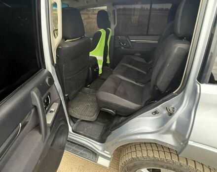 Серый Мицубиси Паджеро, объемом двигателя 3.2 л и пробегом 305 тыс. км за 10900 $, фото 4 на Automoto.ua