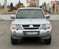Сірий Міцубісі Паджеро, об'ємом двигуна 2.97 л та пробігом 211 тис. км за 10970 $, фото 3 на Automoto.ua