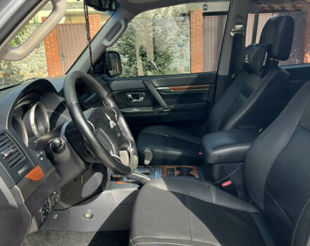 Серый Мицубиси Паджеро, объемом двигателя 2.97 л и пробегом 220 тыс. км за 12900 $, фото 13 на Automoto.ua