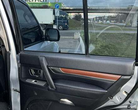 Серый Мицубиси Паджеро, объемом двигателя 2.97 л и пробегом 223 тыс. км за 11700 $, фото 17 на Automoto.ua