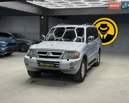Серый Мицубиси Паджеро, объемом двигателя 3 л и пробегом 123 тыс. км за 13500 $, фото 2 на Automoto.ua