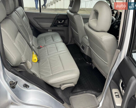 Сірий Міцубісі Паджеро, об'ємом двигуна 2.97 л та пробігом 211 тис. км за 10970 $, фото 25 на Automoto.ua