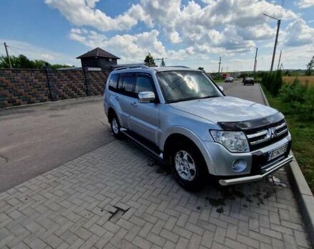 Мицубиси Паджеро 2007 в Луцке на Automoto.ua Серый Мицубиси Паджеро, объемом двигателя 2.97 л и пробегом 240 тыс. км за 11700 $, фото 1 на Automoto.ua