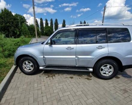 Мицубиси Паджеро 2007 в Луцке на Automoto.ua Серый Мицубиси Паджеро, объемом двигателя 2.97 л и пробегом 240 тыс. км за 11700 $, фото 4 на Automoto.ua