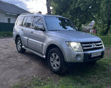 Сірий Міцубісі Паджеро, об'ємом двигуна 3 л та пробігом 237 тис. км за 10500 $, фото 1 на Automoto.ua