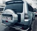 Сірий Міцубісі Паджеро, об'ємом двигуна 3.2 л та пробігом 180 тис. км за 16500 $, фото 4 на Automoto.ua