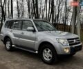 Серый Мицубиси Паджеро, объемом двигателя 2.97 л и пробегом 198 тыс. км за 10000 $, фото 2 на Automoto.ua