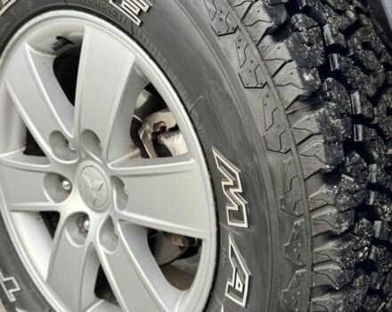 Сірий Міцубісі Паджеро, об'ємом двигуна 3 л та пробігом 191 тис. км за 9999 $, фото 20 на Automoto.ua