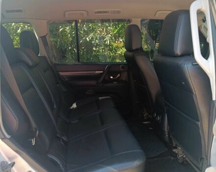 Сірий Міцубісі Паджеро, об'ємом двигуна 3.2 л та пробігом 352 тис. км за 9125 $, фото 9 на Automoto.ua