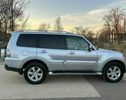 Серый Мицубиси Паджеро, объемом двигателя 3.2 л и пробегом 199 тыс. км за 2900 $, фото 3 на Automoto.ua