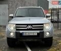 Сірий Міцубісі Паджеро, об'ємом двигуна 3.2 л та пробігом 288 тис. км за 13500 $, фото 1 на Automoto.ua