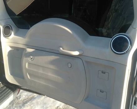 Серый Мицубиси Паджеро, объемом двигателя 3.2 л и пробегом 268 тыс. км за 13400 $, фото 15 на Automoto.ua