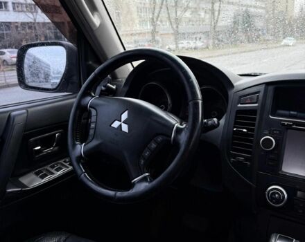 Сірий Міцубісі Паджеро, об'ємом двигуна 3.2 л та пробігом 180 тис. км за 16500 $, фото 9 на Automoto.ua