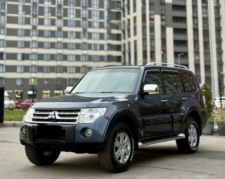 Сірий Міцубісі Паджеро, об'ємом двигуна 3 л та пробігом 245 тис. км за 9950 $, фото 8 на Automoto.ua