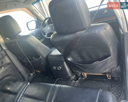 Серый Мицубиси Паджеро, объемом двигателя 3 л и пробегом 199 тыс. км за 11500 $, фото 8 на Automoto.ua