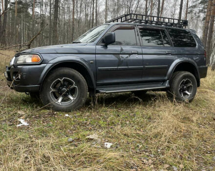 Серый Мицубиси Паджеро, объемом двигателя 3 л и пробегом 290 тыс. км за 9000 $, фото 5 на Automoto.ua