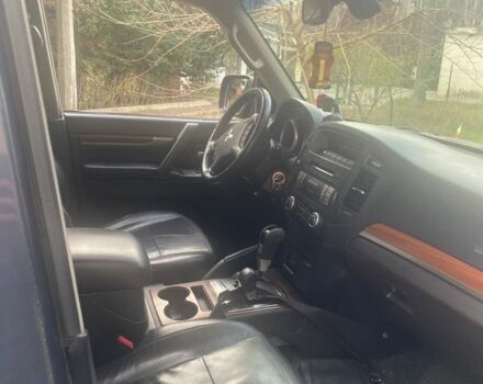 Сірий Міцубісі Паджеро, об'ємом двигуна 3.2 л та пробігом 320 тис. км за 10000 $, фото 11 на Automoto.ua