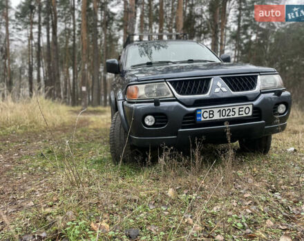Серый Мицубиси Паджеро, объемом двигателя 3 л и пробегом 290 тыс. км за 9000 $, фото 7 на Automoto.ua