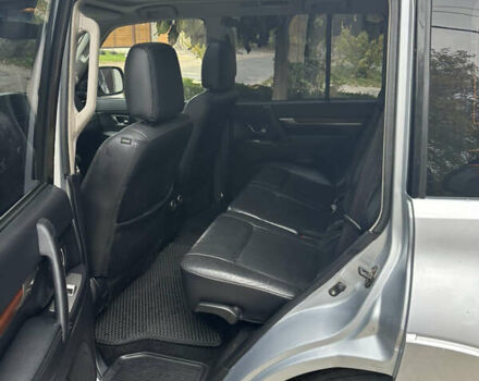 Серый Мицубиси Паджеро, объемом двигателя 3 л и пробегом 141 тыс. км за 12000 $, фото 9 на Automoto.ua