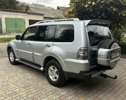 Серый Мицубиси Паджеро, объемом двигателя 3 л и пробегом 141 тыс. км за 12000 $, фото 4 на Automoto.ua