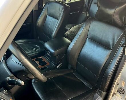 Сірий Міцубісі Паджеро, об'ємом двигуна 3 л та пробігом 211 тис. км за 10700 $, фото 7 на Automoto.ua