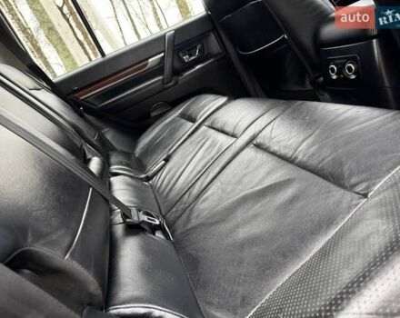 Серый Мицубиси Паджеро, объемом двигателя 2.97 л и пробегом 198 тыс. км за 10000 $, фото 30 на Automoto.ua