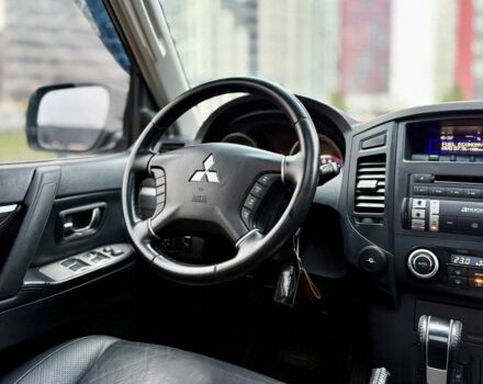 Сірий Міцубісі Паджеро, об'ємом двигуна 3 л та пробігом 245 тис. км за 9950 $, фото 15 на Automoto.ua