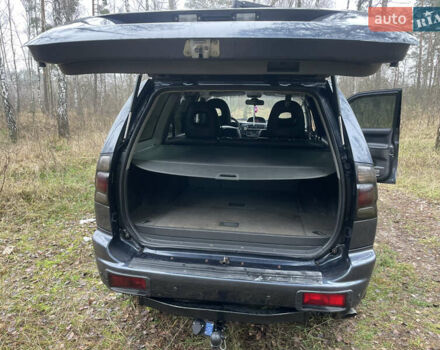 Серый Мицубиси Паджеро, объемом двигателя 3 л и пробегом 290 тыс. км за 9000 $, фото 19 на Automoto.ua