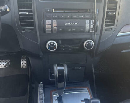 Серый Мицубиси Паджеро, объемом двигателя 3 л и пробегом 199 тыс. км за 11500 $, фото 5 на Automoto.ua