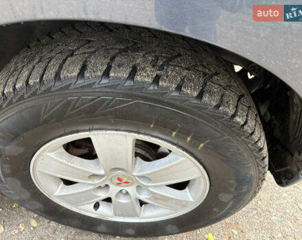 Мицубиси Паджеро 2008 в Чугуеве на Automoto.ua Серый Мицубиси Паджеро, объемом двигателя 2.97 л и пробегом 182 тыс. км за 11800 $, фото 17 на Automoto.ua