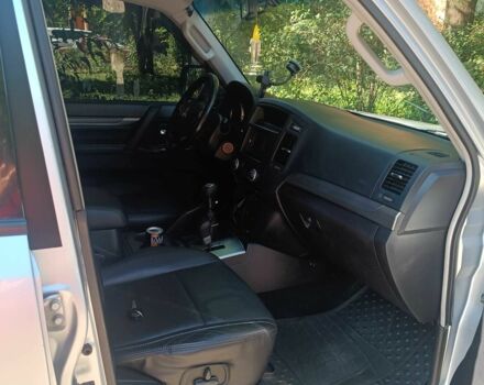 Сірий Міцубісі Паджеро, об'ємом двигуна 3.2 л та пробігом 352 тис. км за 9125 $, фото 8 на Automoto.ua