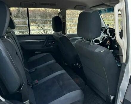 Серый Мицубиси Паджеро, объемом двигателя 3.2 л и пробегом 199 тыс. км за 2900 $, фото 8 на Automoto.ua